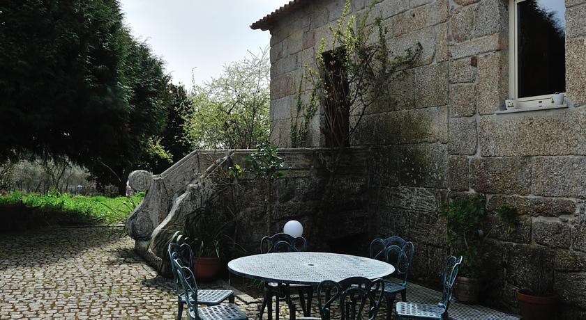 Gasthaus Quinta De Lourosa Lousada Exterior foto
